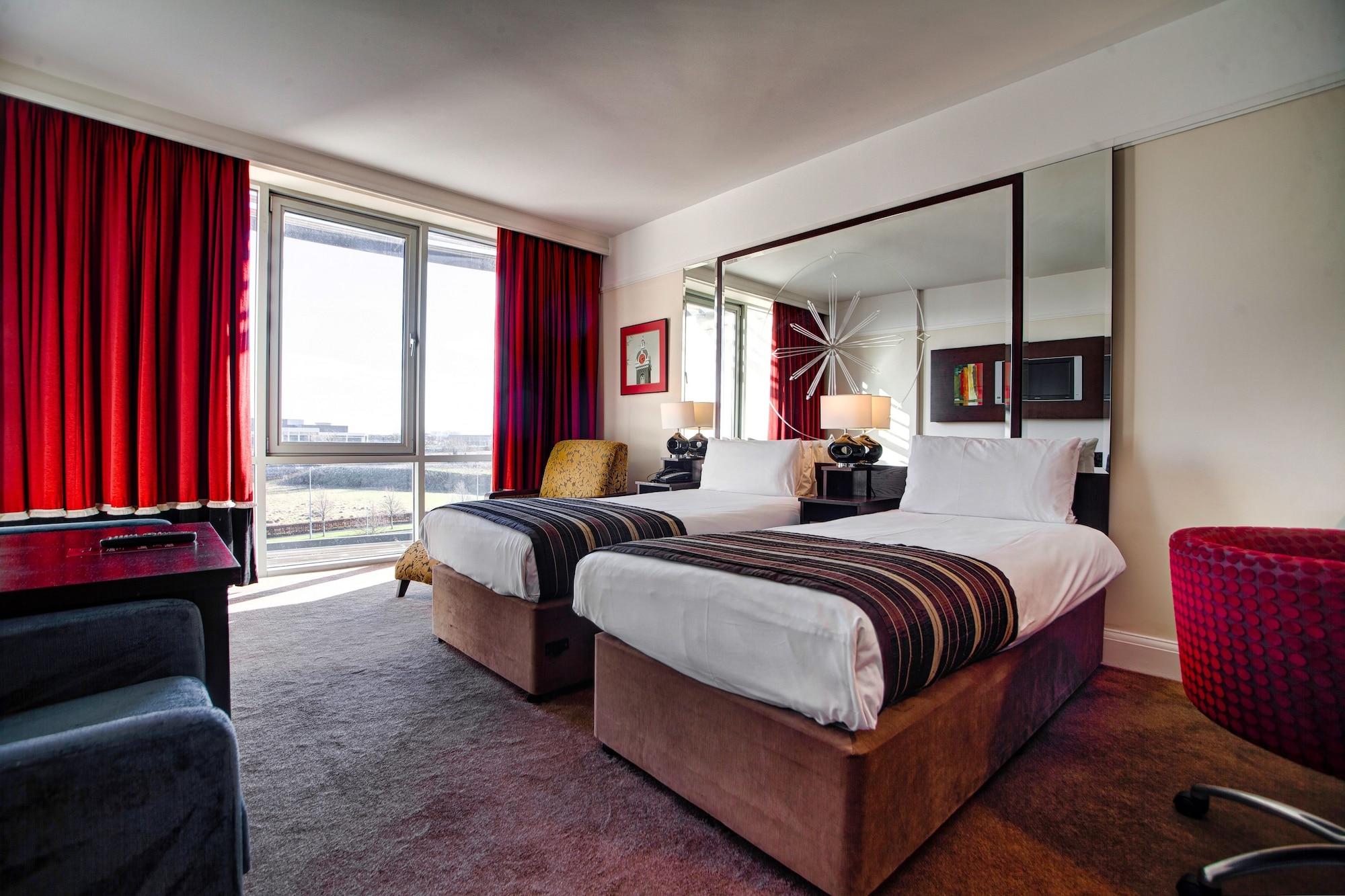 Carlton Hotel Blanchardstown Eksteriør billede