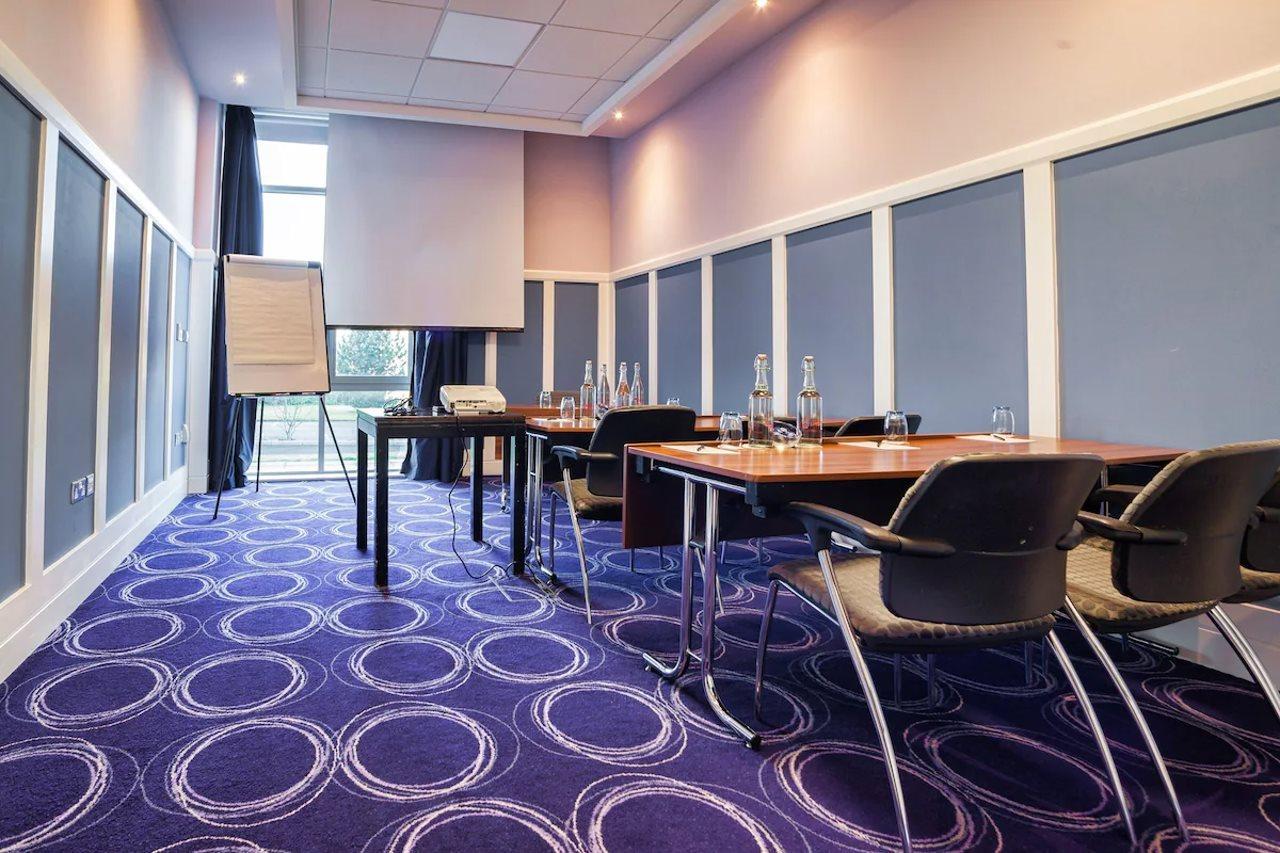 Carlton Hotel Blanchardstown Eksteriør billede