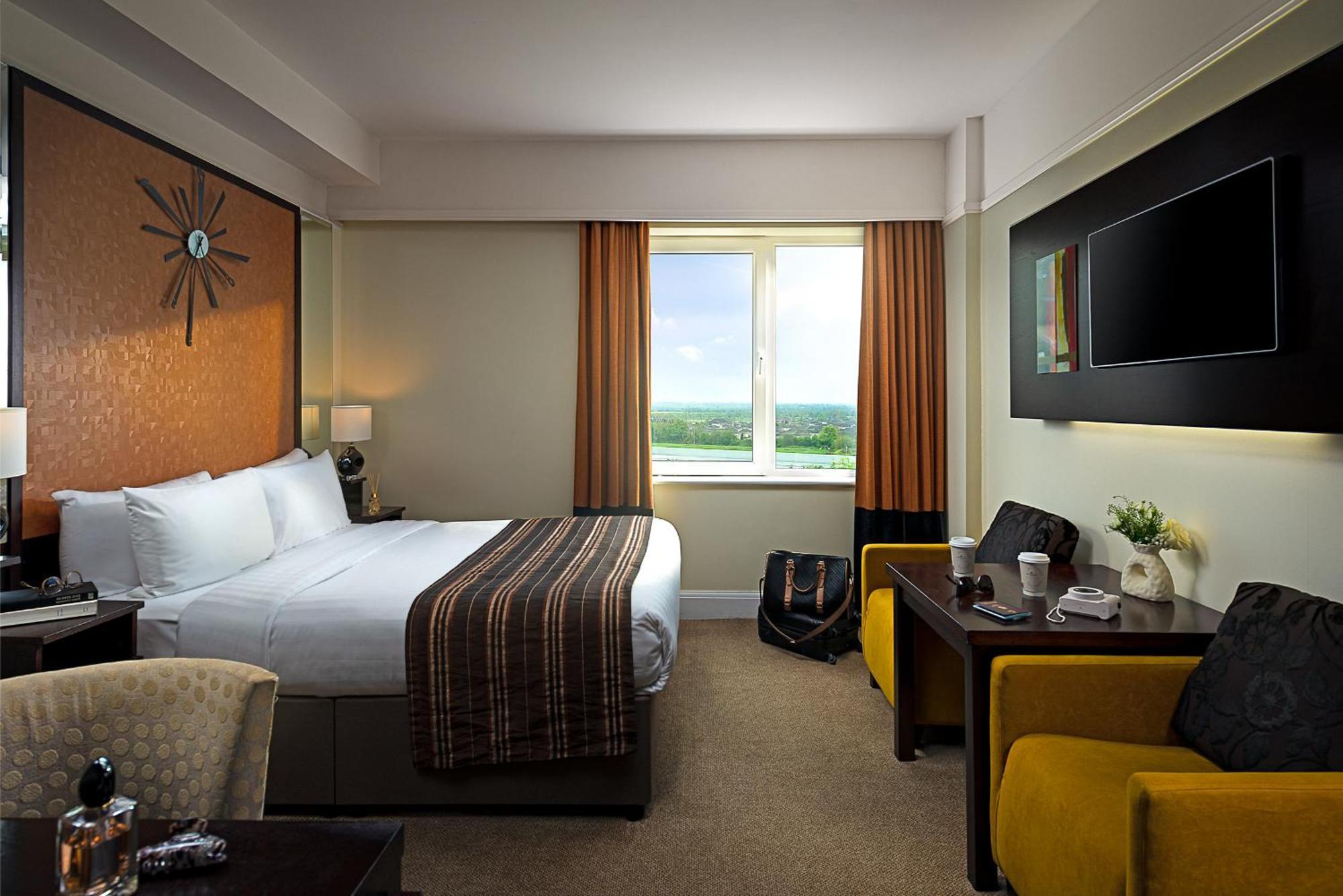Carlton Hotel Blanchardstown Eksteriør billede