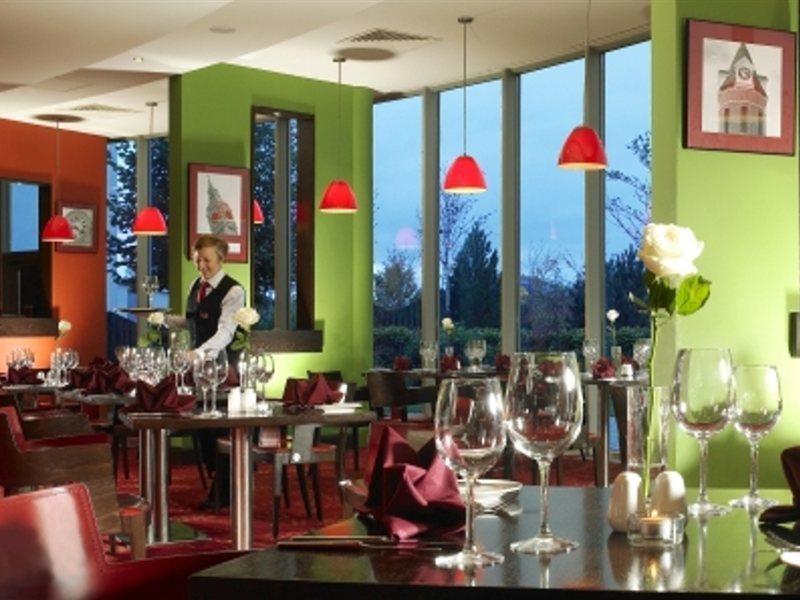 Carlton Hotel Blanchardstown Eksteriør billede